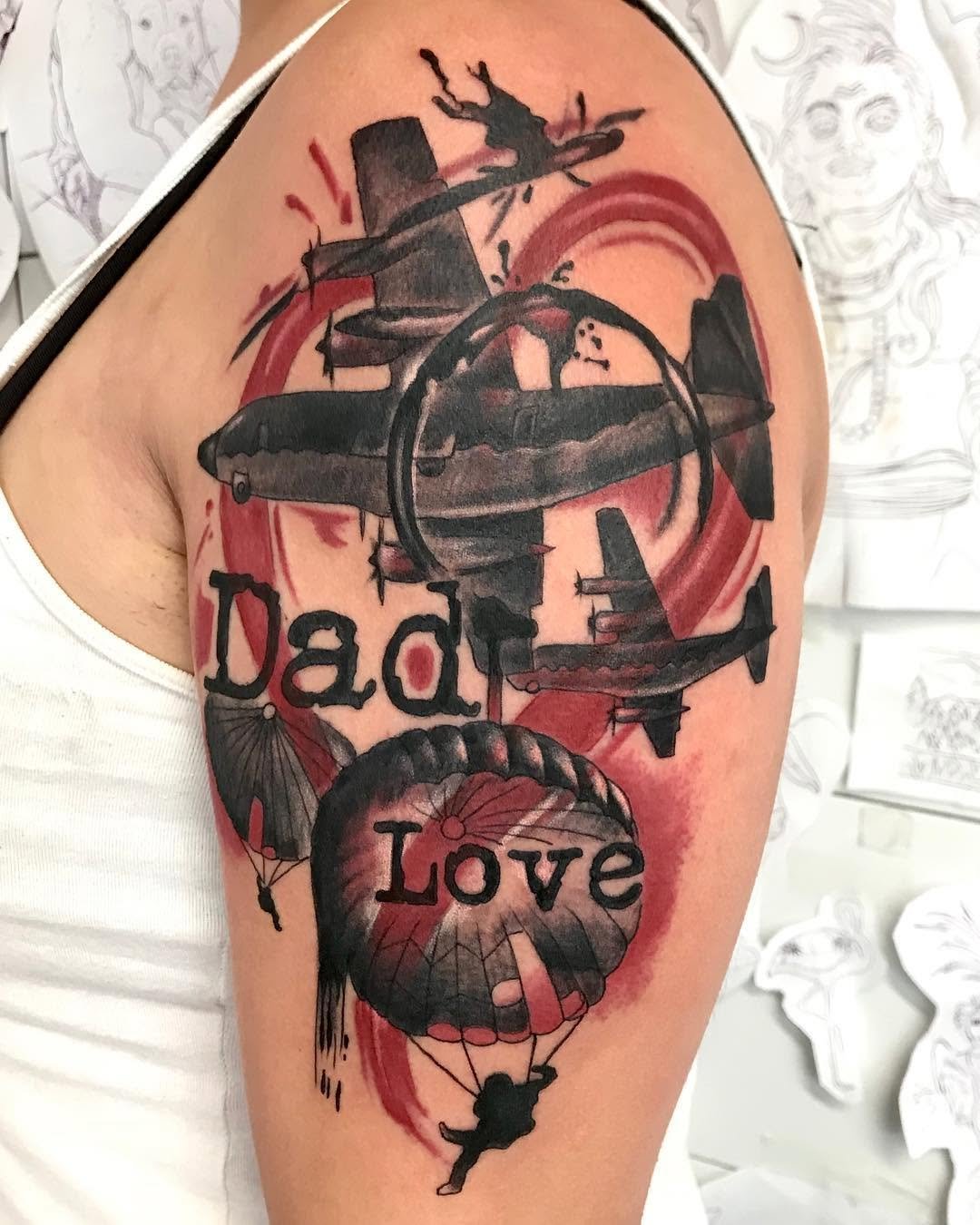 Dad Love. Trash Polka. trashpolkaarmyparacasarmadaejercitodelaire ed donemartink_tattoo sevilla sevillatattoo doshermanastattoo doshermanas dadlovefamily ist abstractart españa