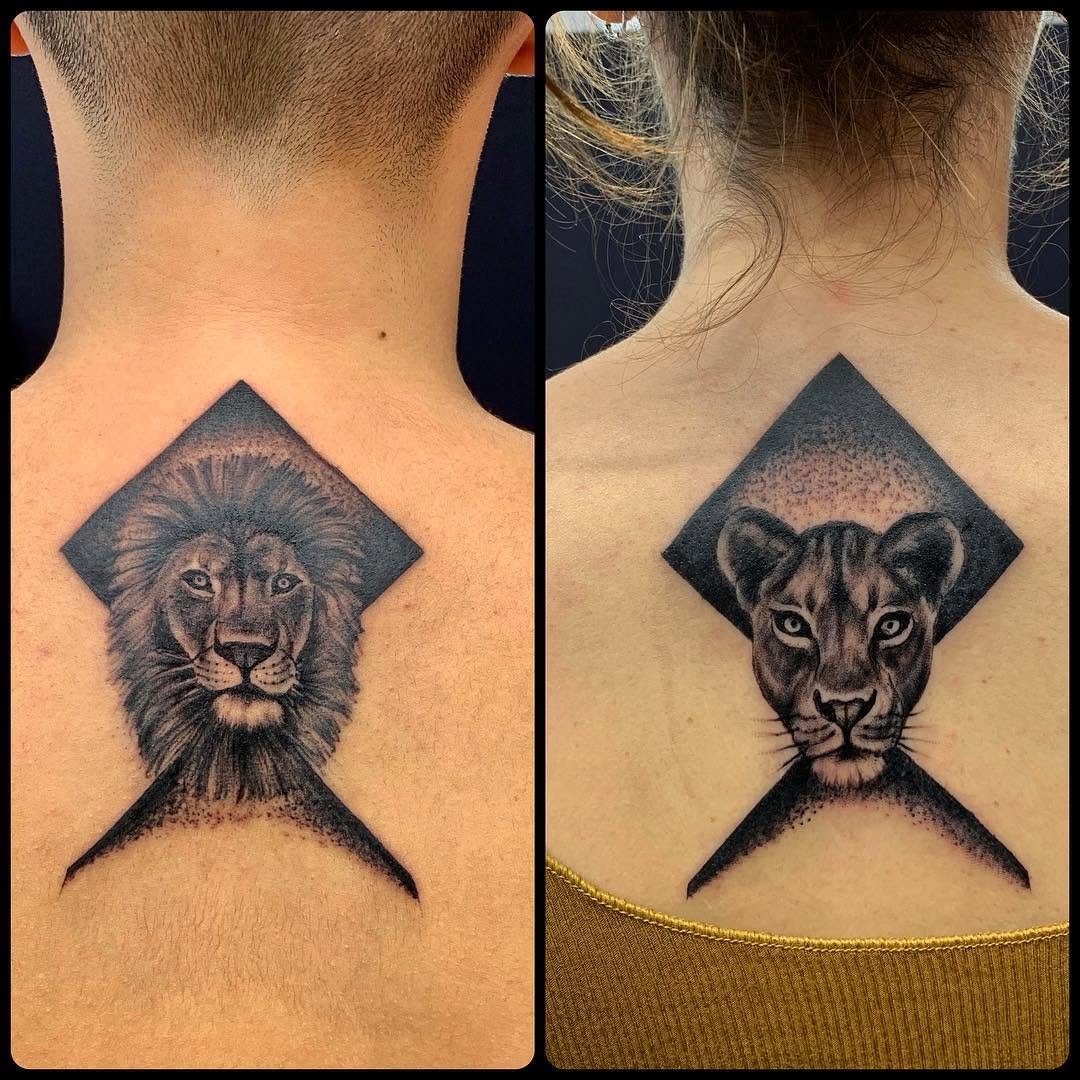 Hermanos. León y Leona lionsmicrorealismo dotworktattoo blackandgreytattoo leoneslionblackandgrey martink_tattoo tatsskinistinkinstatattoodoshermanas doshermanastattoo
