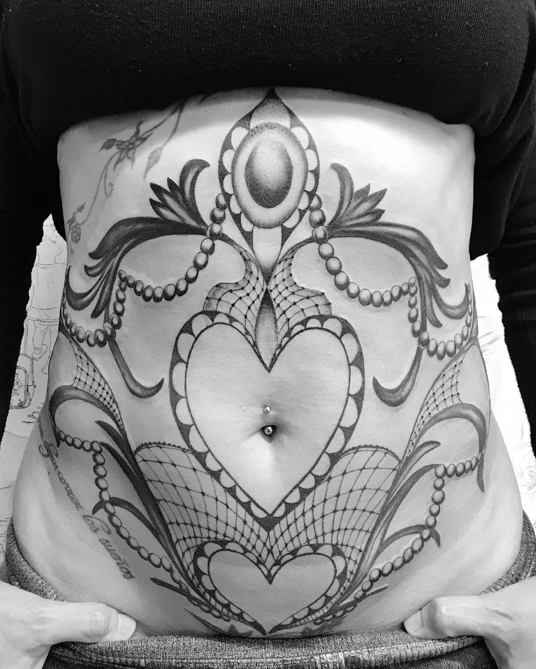 idea instatattooinstattooed blackandgrey blackandgreytattoo blacktattoogirlsedgirls skincooltattoos doshermanas doshermanastattoo design martink_tattoo sevilla sevillatattoo lifelovetattoos