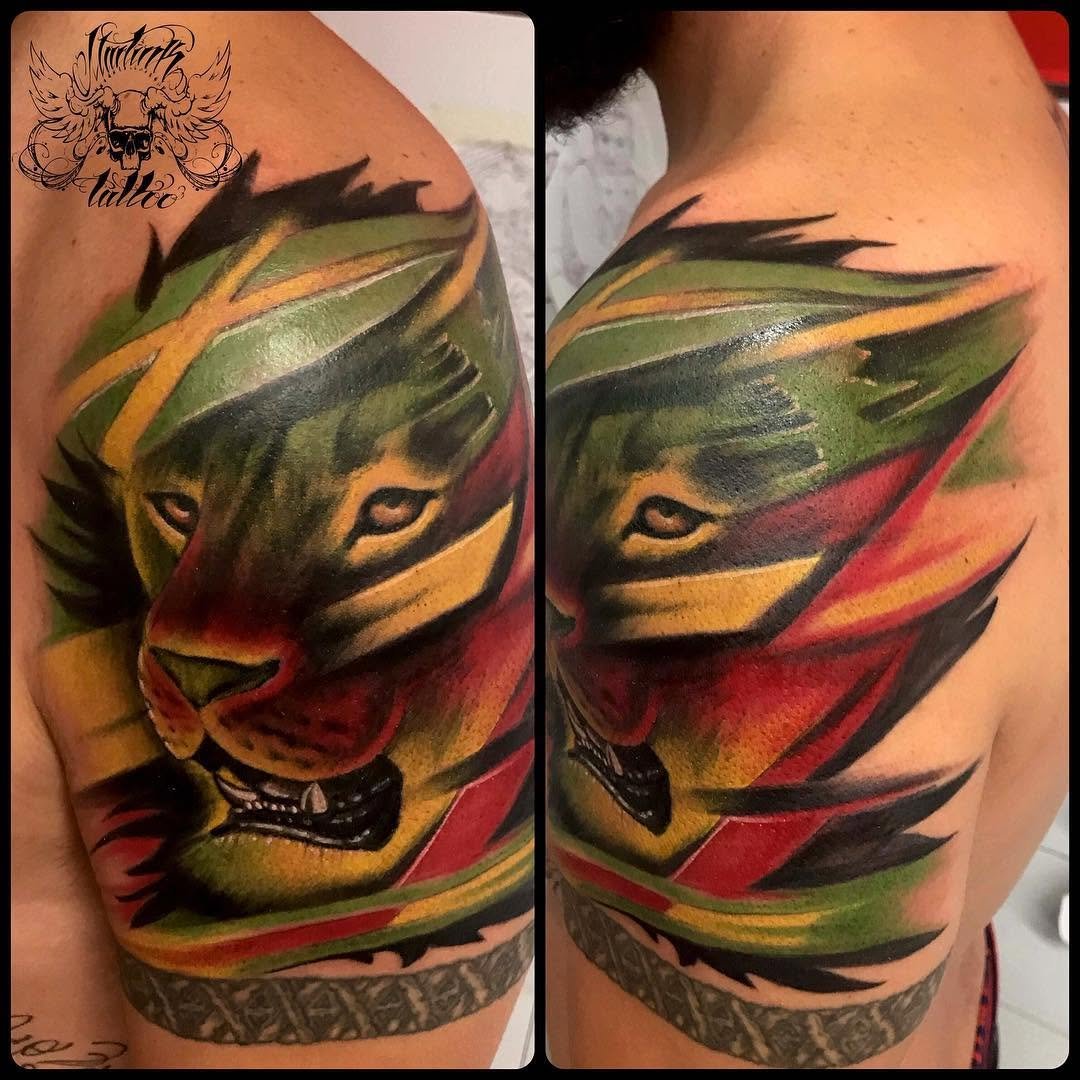 León artístico lionreggae musiccolordoneed tatssevillasevillatattoodoshermanasdoshermanastattoo flash love martink_tattoo istnewtattootbtsvq