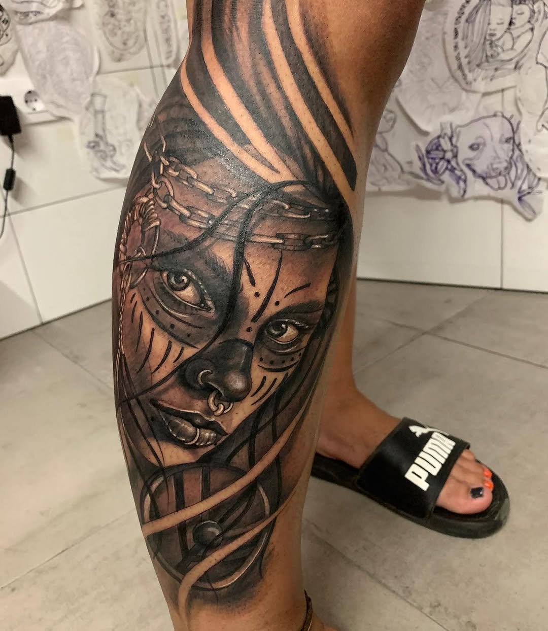 Tatuaje profesional en estudio MartinK Tattoo