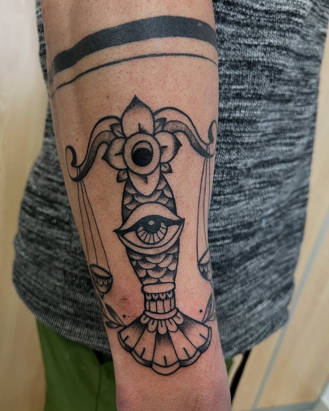 Tatuaje profesional en estudio MartinK Tattoo