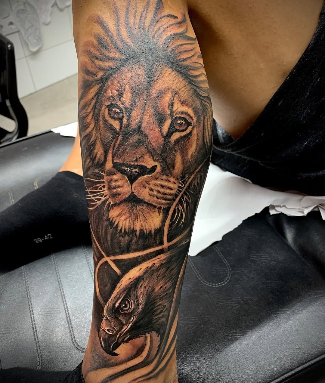 Tatuaje profesional en estudio MartinK Tattoo de animales