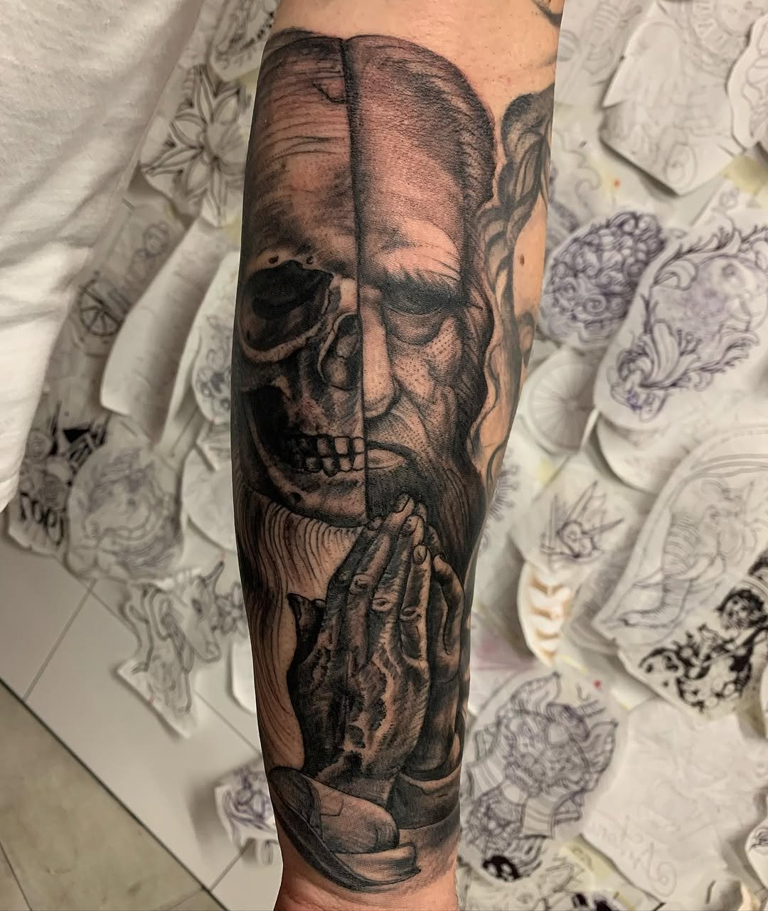Tatuaje profesional en estudio MartinK Tattoo