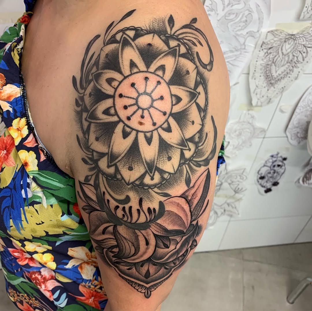 Tatuaje profesional en estudio MartinK Tattoo