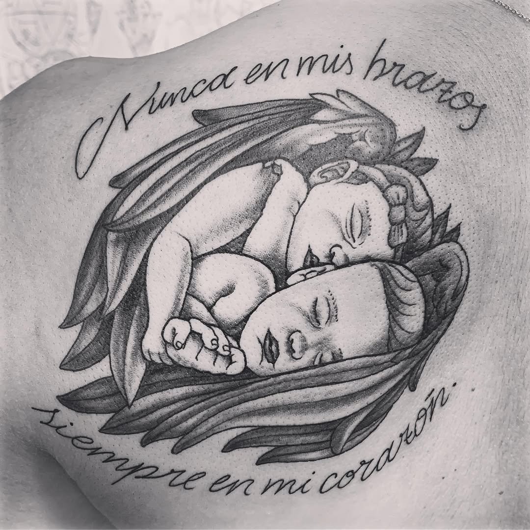 Tatuaje profesional en estudio MartinK Tattoo