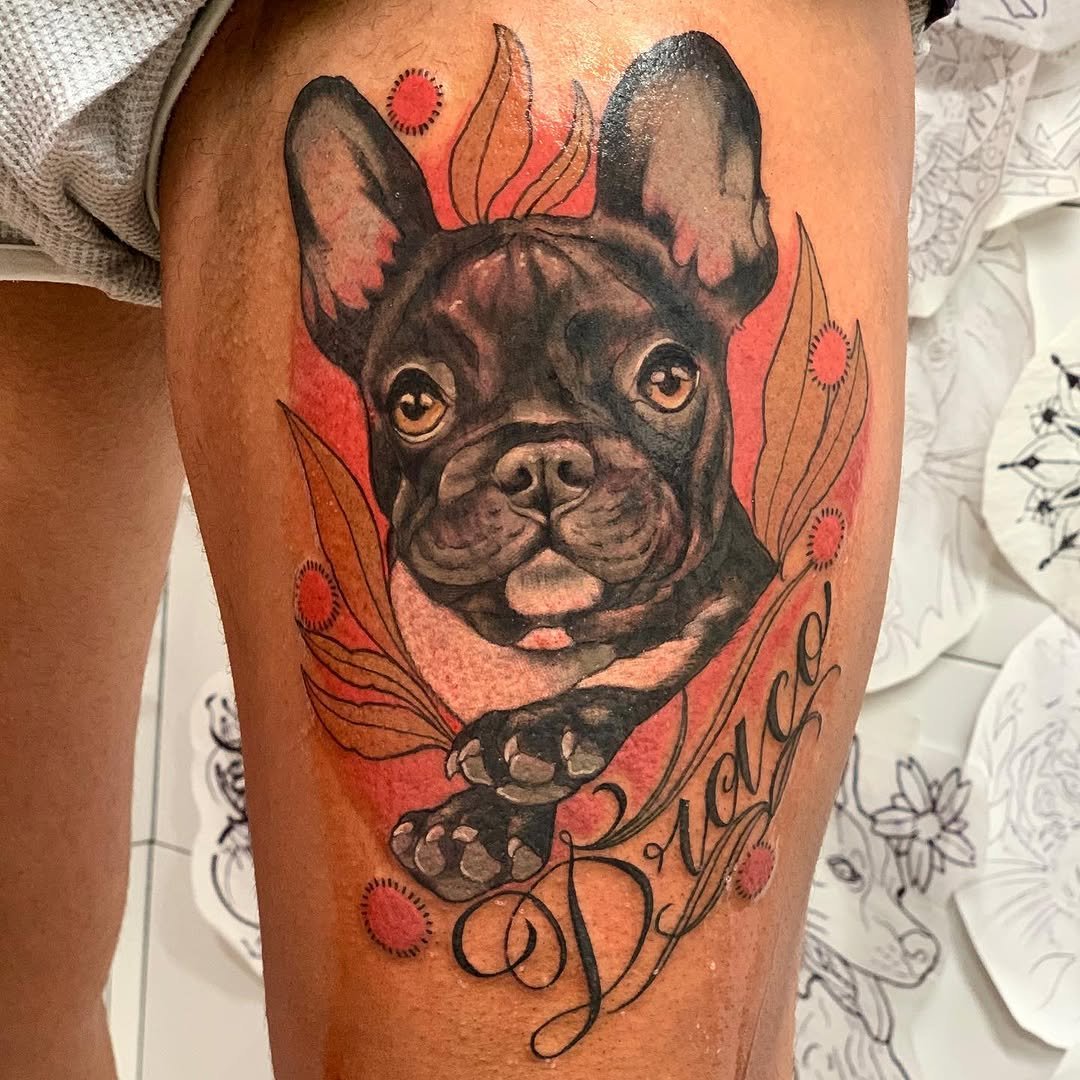 Tatuaje profesional en estudio MartinK Tattoo de un perro