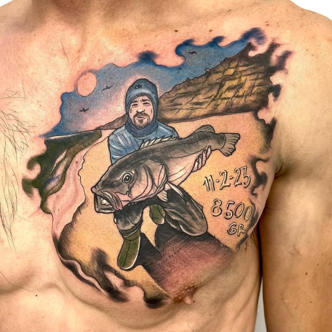 Tatuaje profesional en estudio MartinK Tattoo de un pescador de Surfcasting