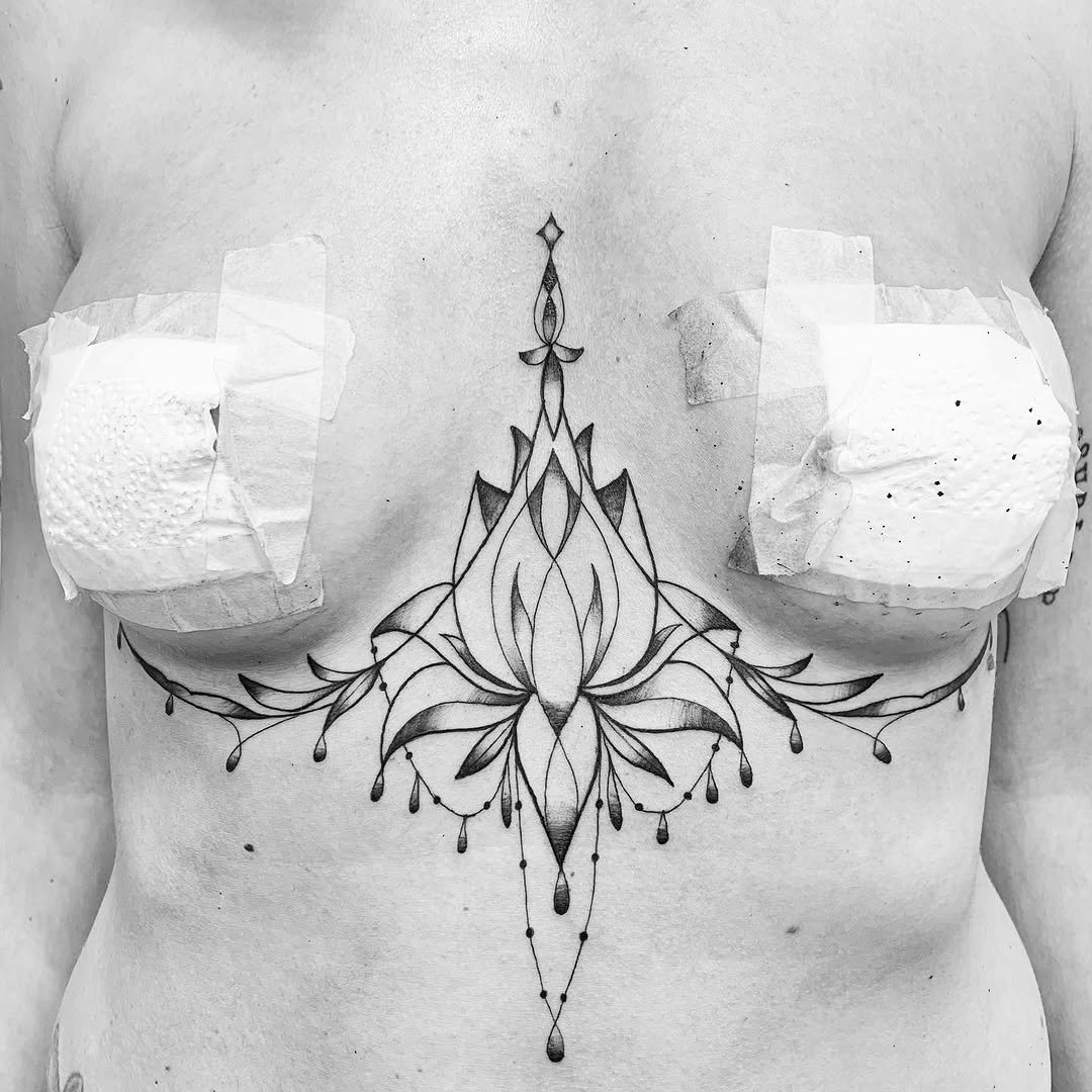 Tatuaje profesional en estudio MartinK Tattoo