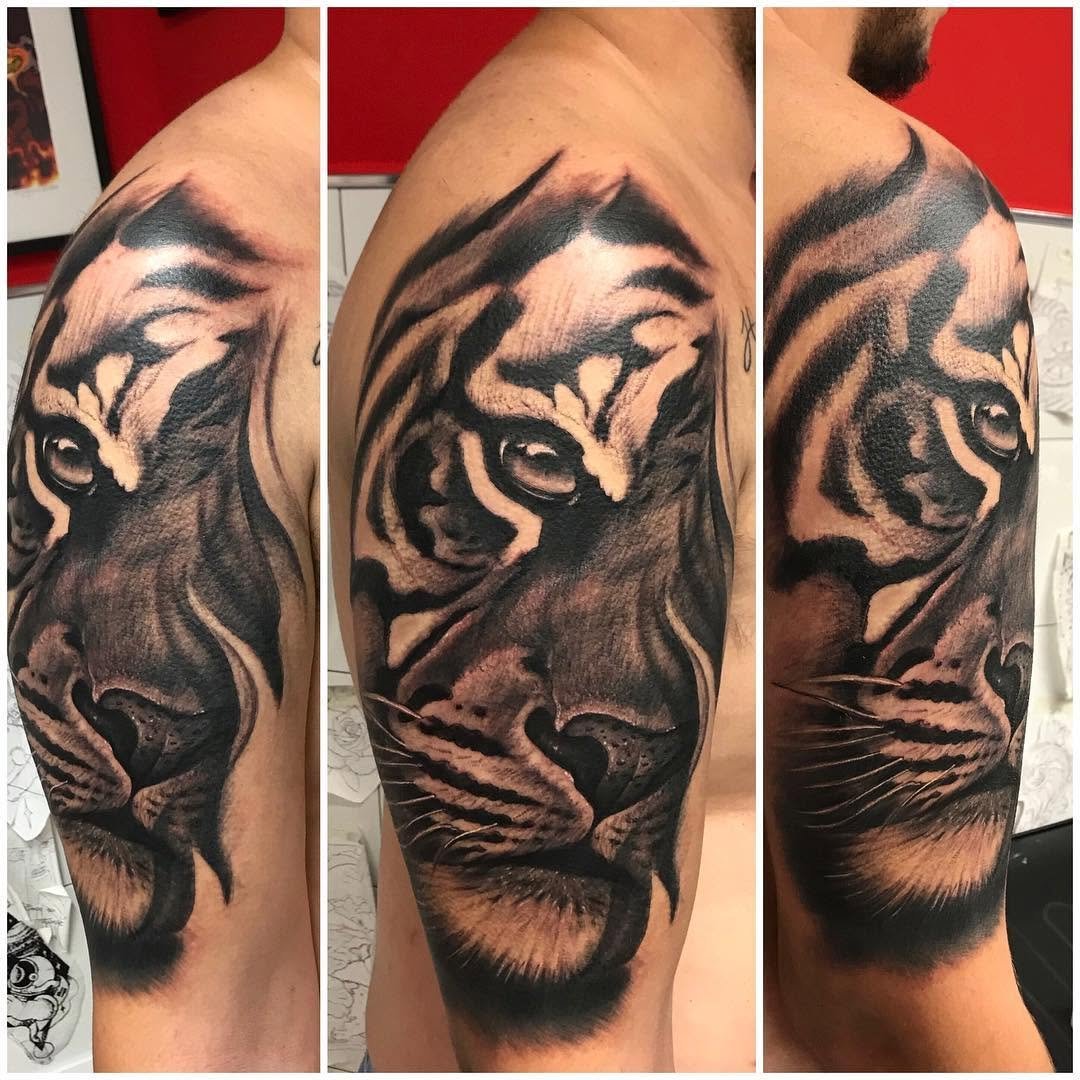 Tigre black blackandgrey blacktattoo statdone picoftheday animalsanimaltattoos tigertattootigertigrebnginksociety edadict sevilla sevillatattoo doshermanas doshermanastattoo martink_tattoo