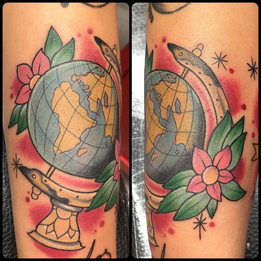 Wanderlust. wanderlust travelworldmundoviaje traditionaltattoo tradssevillatattoo sevilla swag swagger neotraditionaltattoo colortattoo ed doshermanas doshermanastattoo tatdesign original coolglamfashion martink_tattoo